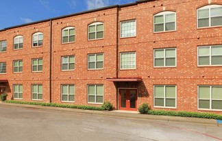 Building Photo - Moore Grocery Lofts