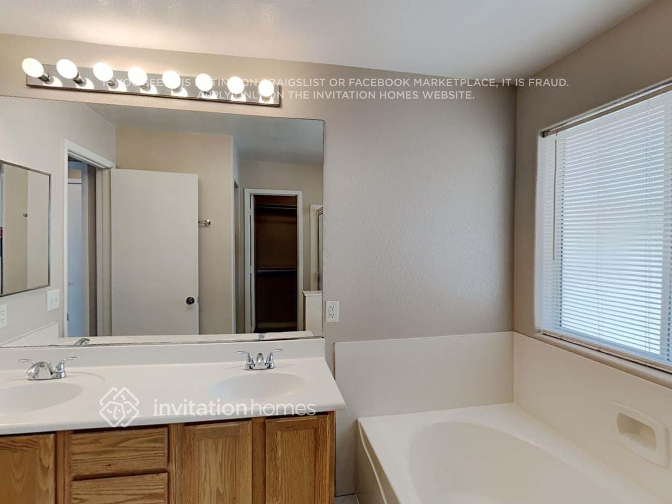 Building Photo - 3413 Travelers Ct