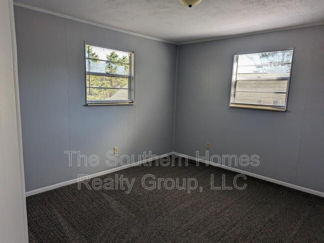 Building Photo - 306 Ceasar St