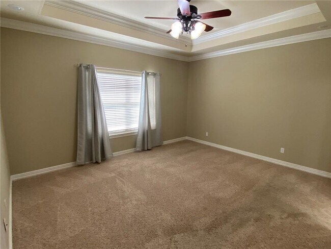 Building Photo - 4221 N Zion Valley Dr
