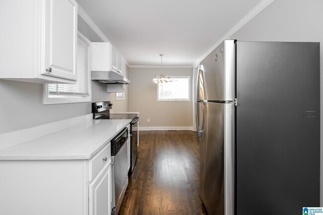 Building Photo - 7637 Ridge Tree Ln