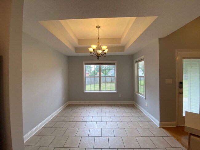 Building Photo - 205 Drayton Ct
