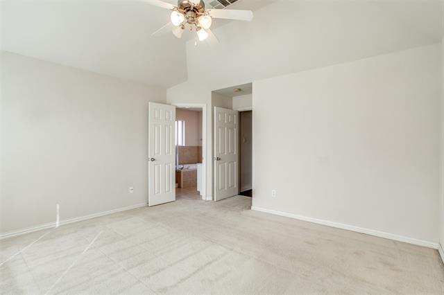 Building Photo - 2705 Emerald Ln