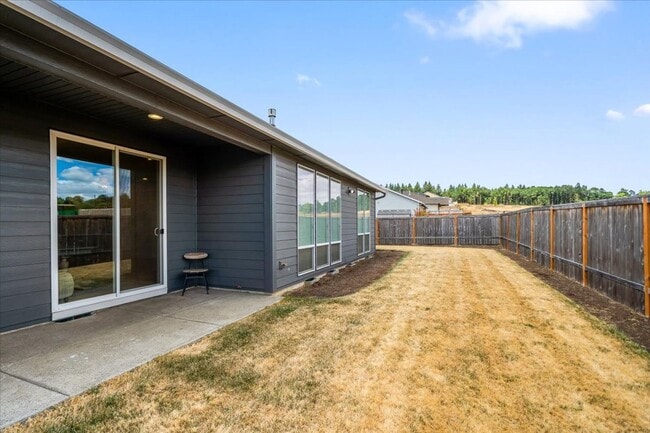 Building Photo - 3Bed/2 Bathroom Beautiful New Construction...