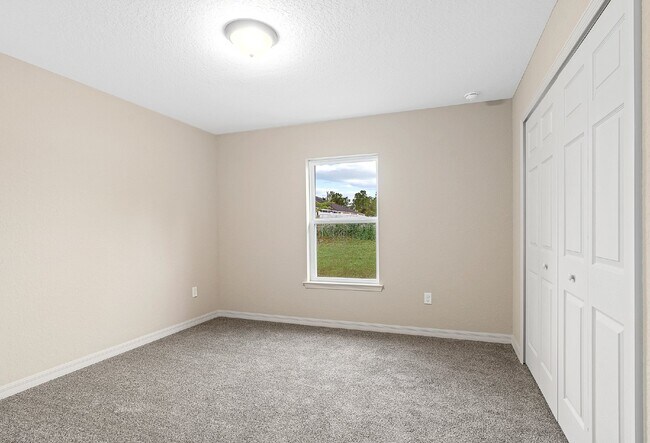 Building Photo - Beautiful new 3 Bd/2 bath Home in Marion O...