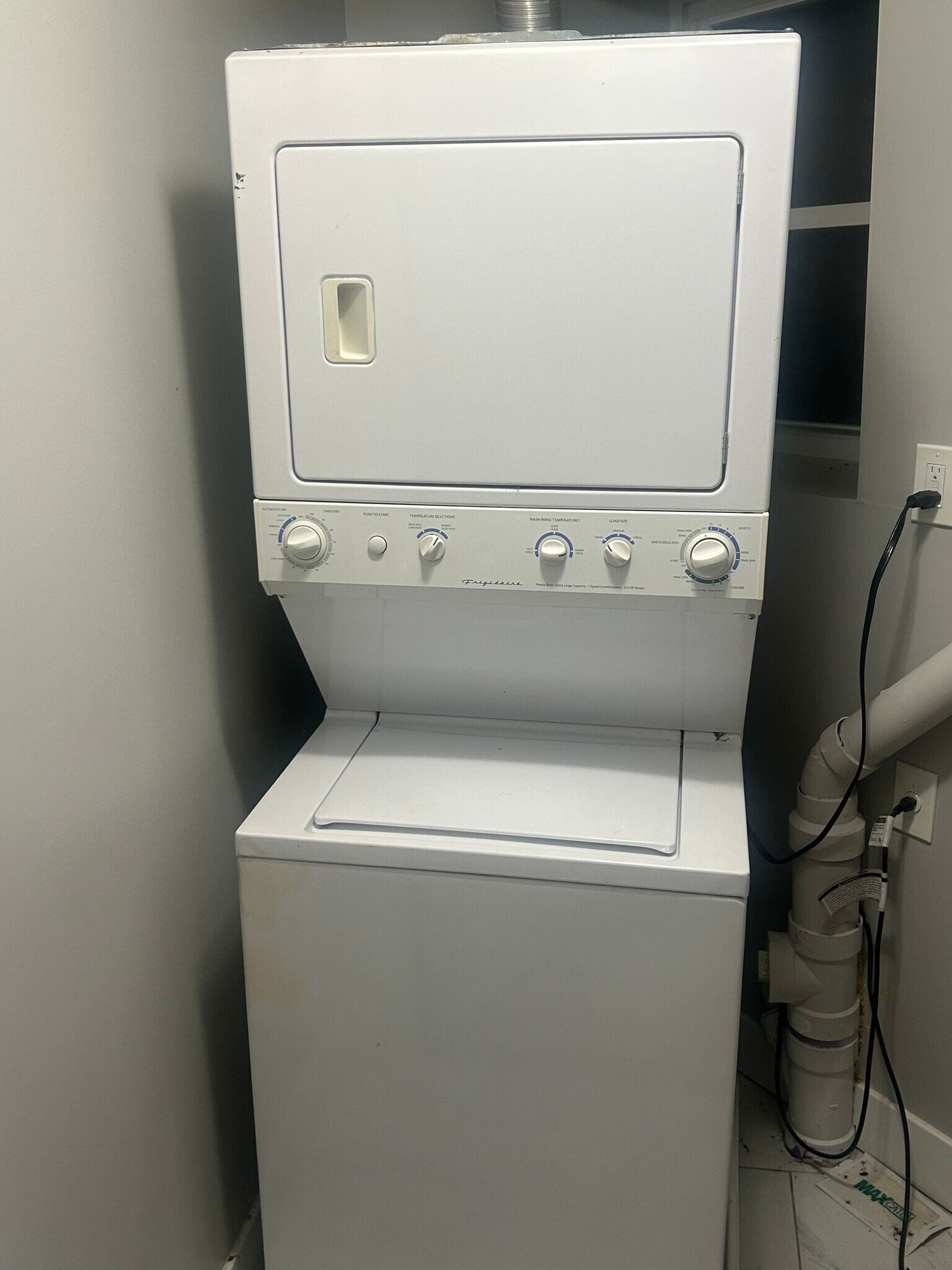 In unit laundry - 6420 S Saint Lawrence Ave
