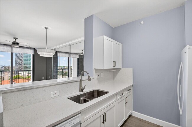 Building Photo - 651 Okeechobee Blvd