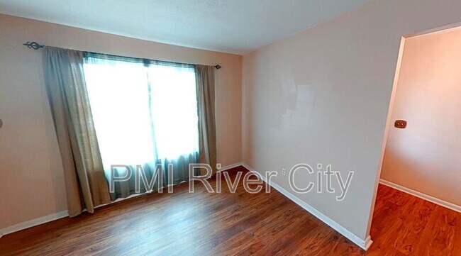Building Photo - 5998 Greenwillow Ln S