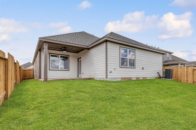 Building Photo - 15691 Honey Cv Dr