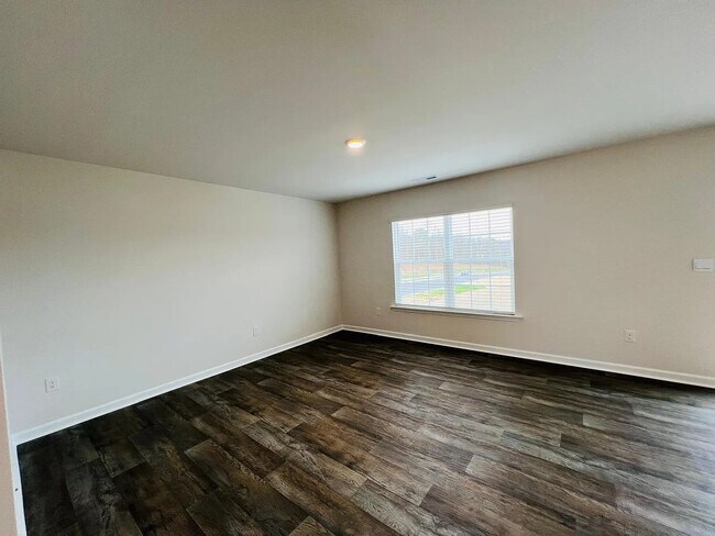 Building Photo - 437 Citron St