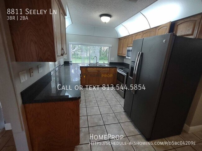 Building Photo - 8811 Seeley Ln