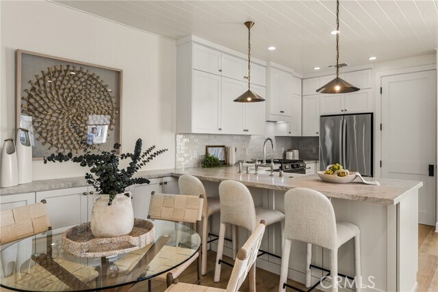 Building Photo - 2138 Orange Ave