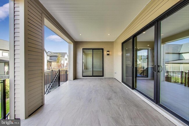 Building Photo - 6921 Renita Ln