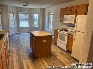 Building Photo - 11110 Dewberry Field
