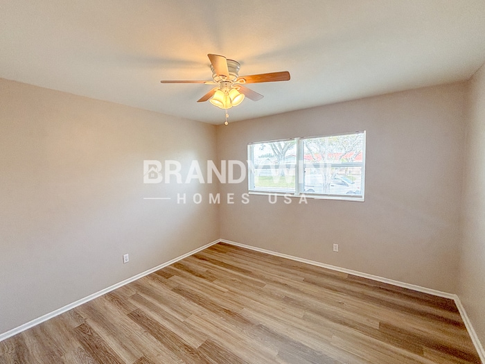 Building Photo - 7236 Darien Way