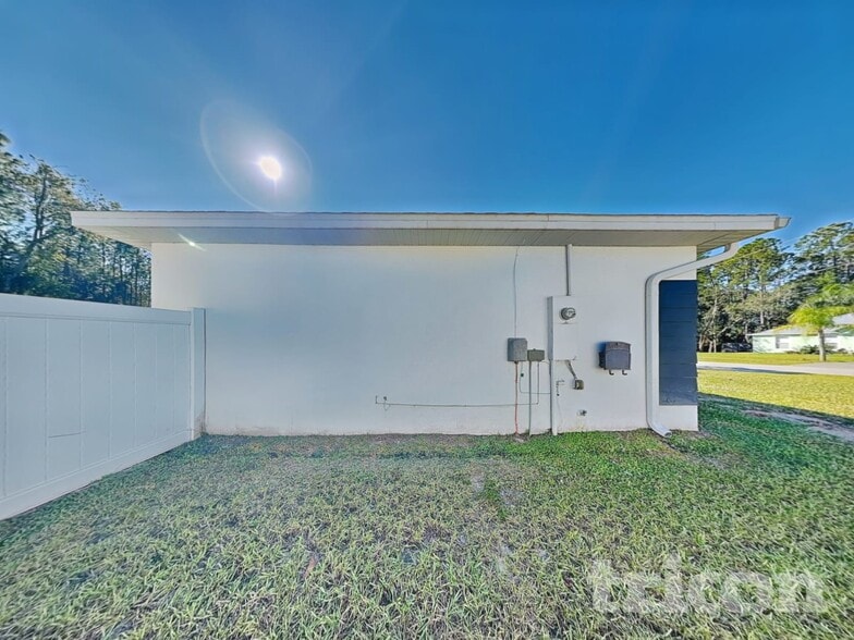 Building Photo - 3321 Buttonwood Ave