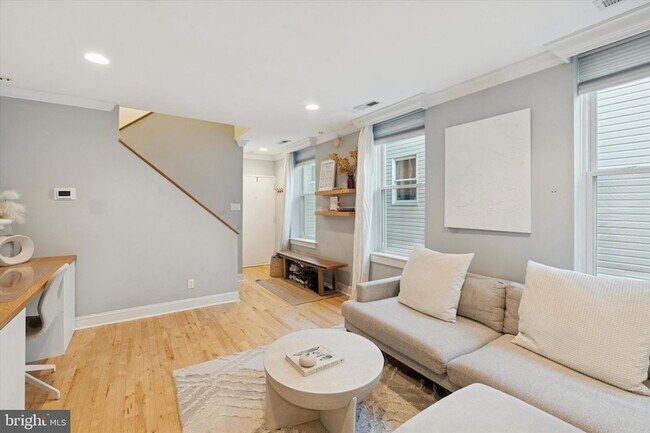 Building Photo - 1719-21 Wallace St