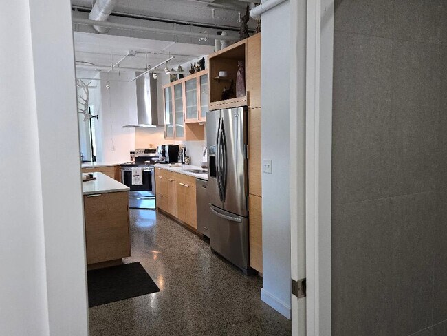 Building Photo - 790 Front St