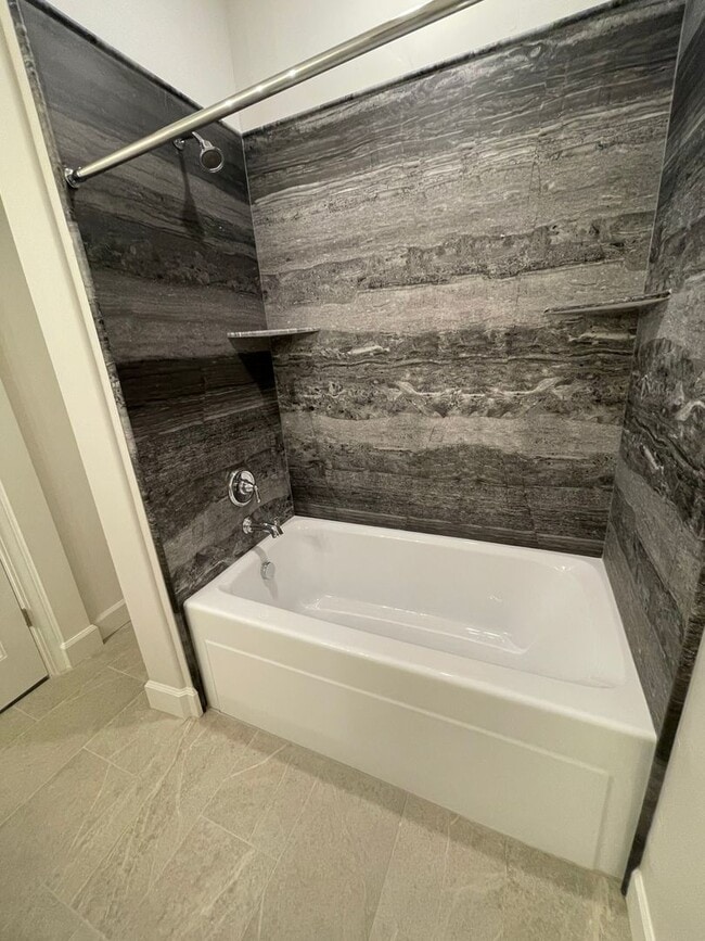 Building Photo - Italian Villages | 3-Bedroom Townhome