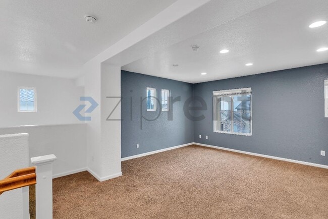 Building Photo - 3906 Glacier Ct