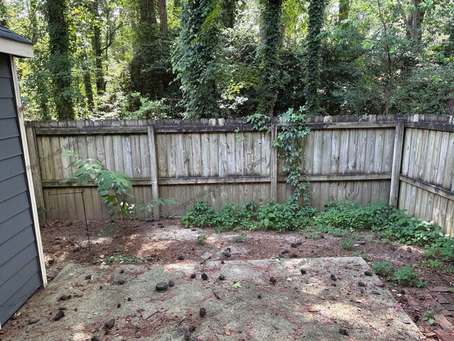 Building Photo - 5512 Hamstead Crossing