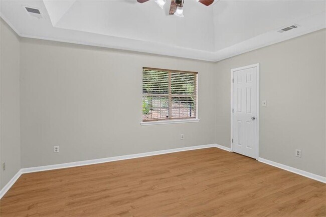 Building Photo - 115 Hubbard Dr