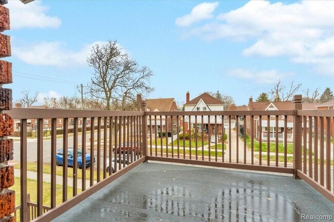 Building Photo - 14112 Mettetal St