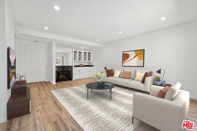 Primary Photo - 212 S Hamilton Dr