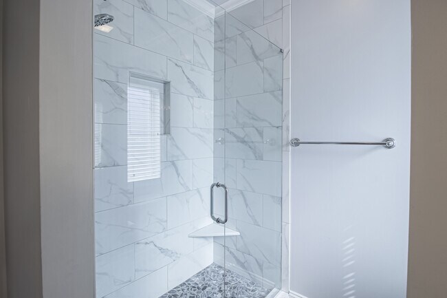 Building Photo - 115 Mt Carmel Rd