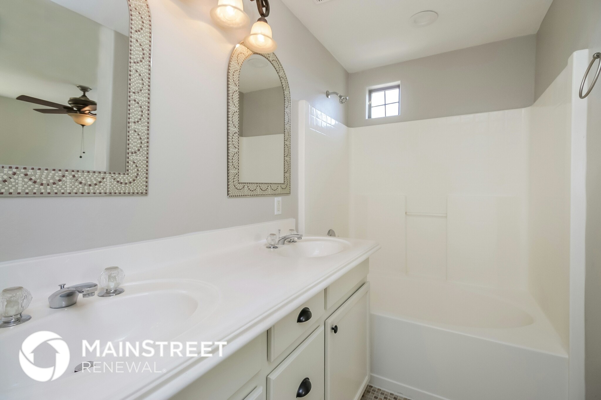 Building Photo - 102 W Mahogany Pl