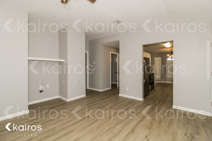 Building Photo - 5005 Capulin Ln