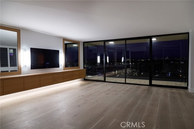 Building Photo - 601 Lido Park Dr