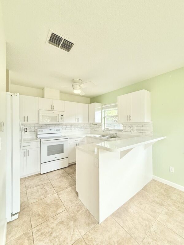 Building Photo - 1521 13th St W
