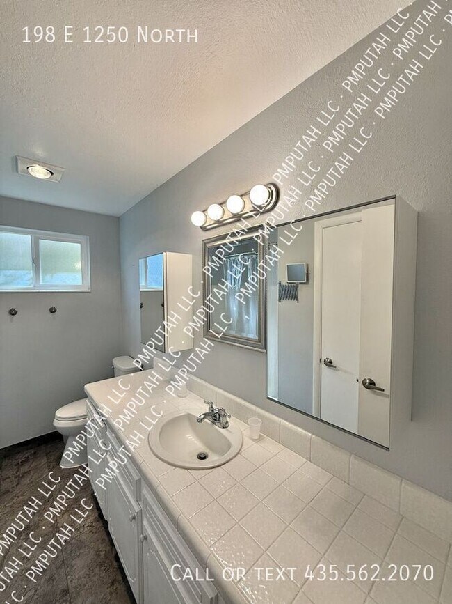 Building Photo - 198 E 1250 N