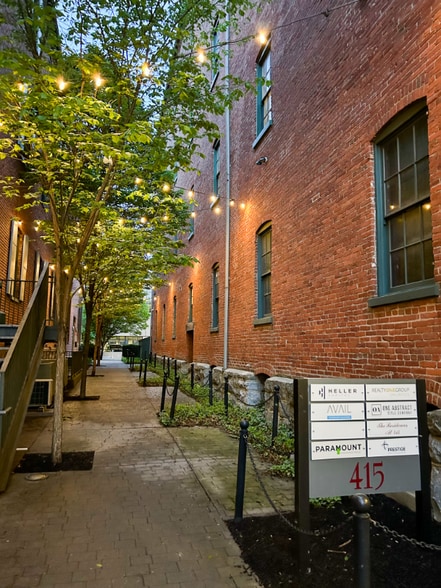 Building Photo - 425 N Prince St