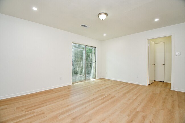 Building Photo - 7714 Teal Run Dr