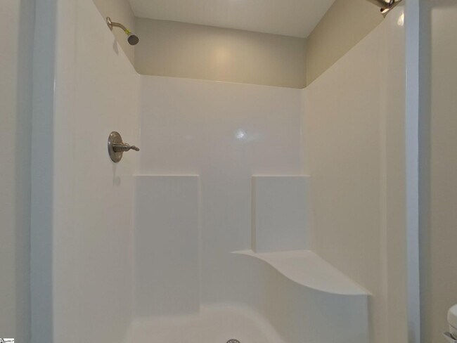 Building Photo - 801 Alley Ridge Dr