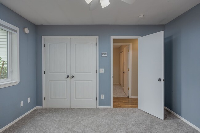 Building Photo - Charming 3-Bedroom Home in North Pole – Ne...