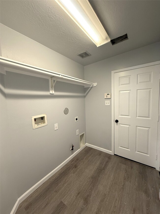 Building Photo - 850 Saltcreek Bend Ln