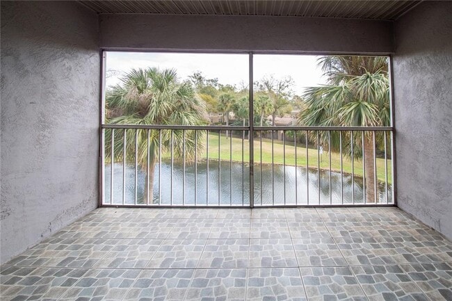 Building Photo - 2304 Clubside Dr