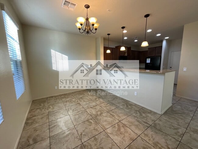 Building Photo - 4709 E Portola Valley Dr