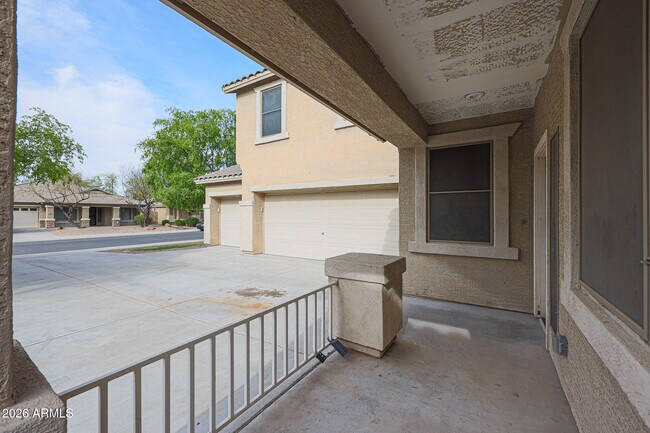 Building Photo - 16205 W Gibson Ln