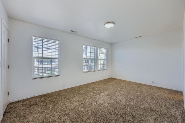 Building Photo - 7398 Countryside Grove