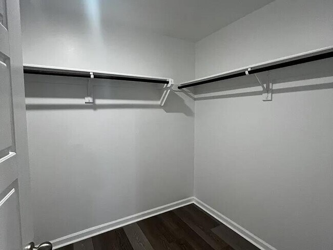 Building Photo - 10521 SW 41st St
