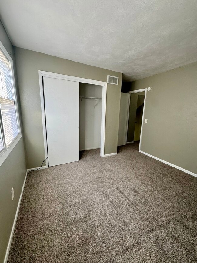 Building Photo - 3513 W 31st St