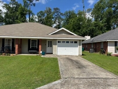 Building Photo - 829 Eden Oaks Dr