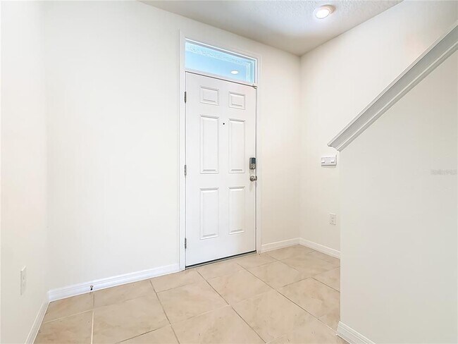 Building Photo - 2119 Tay Wes Dr