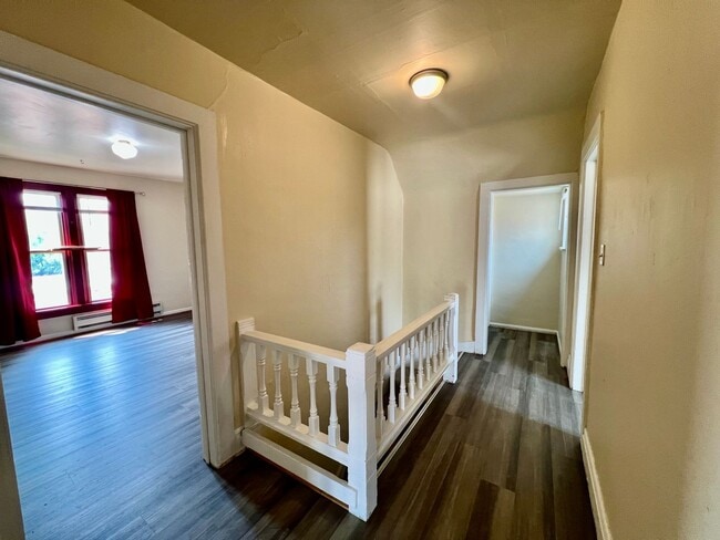 Building Photo - 323 Whiteriver Ave