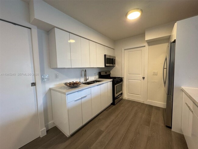 Building Photo - 9040 NW 26th Pl