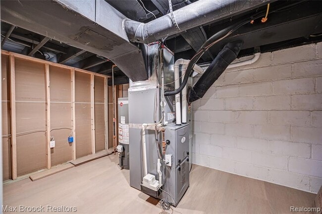 Building Photo - 409 Baldwin Ave